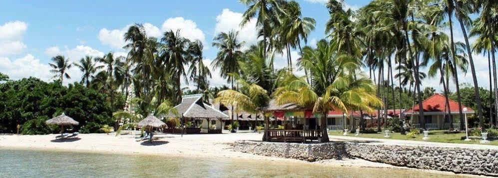 Whispering Palms Island Resort Bacolod Bagian luar foto